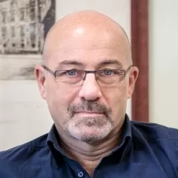 Roberto-Cingolani-250x250.jpg