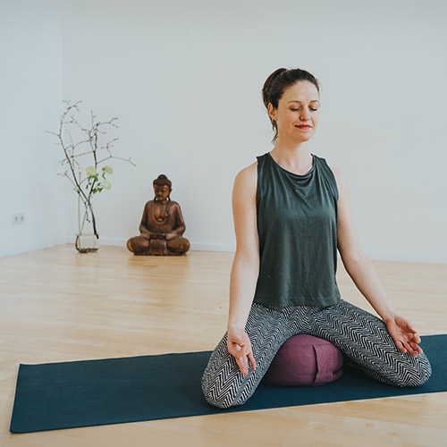 STANZA 2 - Ore 14.10 - 14.40 - Giusi_Valentini - Body Love - meditazione dell_autostima
